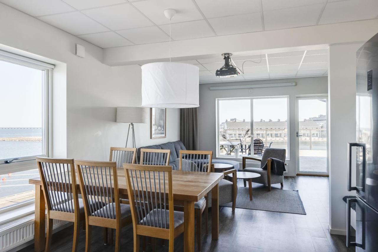 Hotell Hamnen Färjestaden Esterno foto