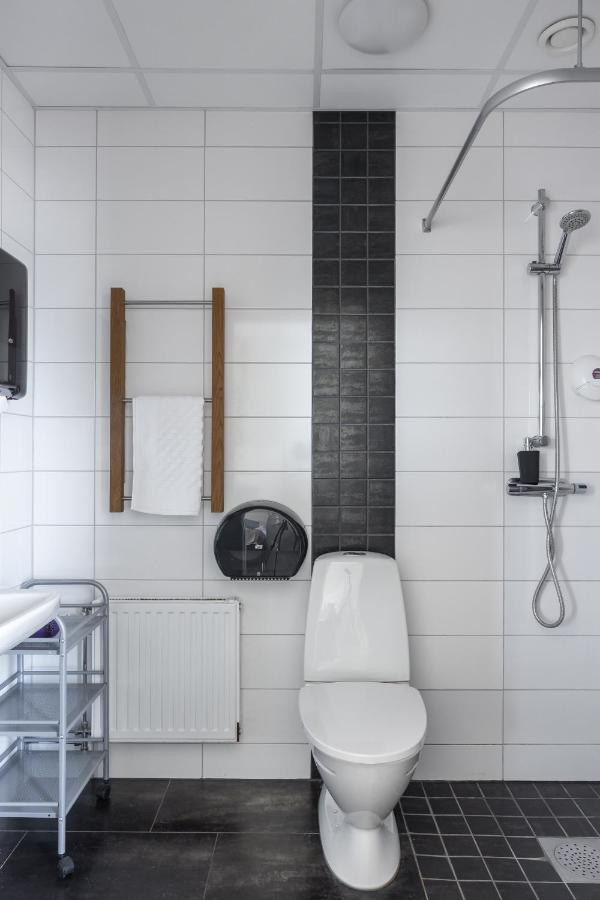 Hotell Hamnen Färjestaden Esterno foto