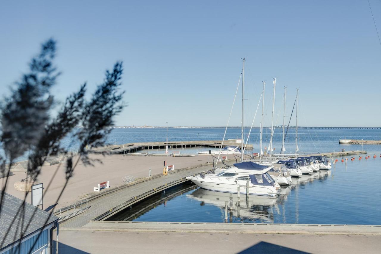 Hotell Hamnen Färjestaden Esterno foto