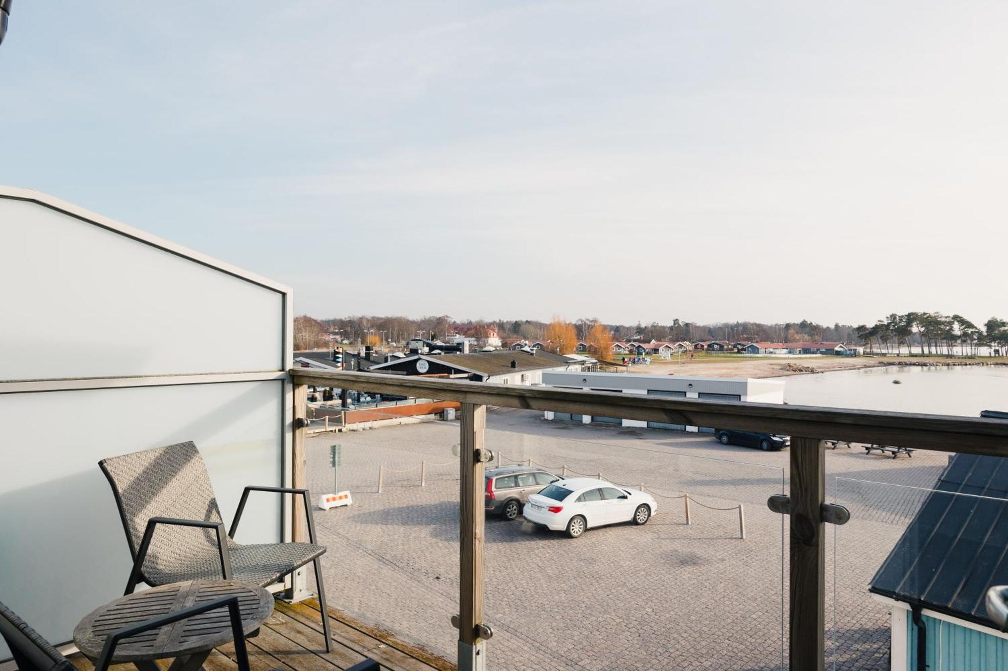 Hotell Hamnen Färjestaden Esterno foto
