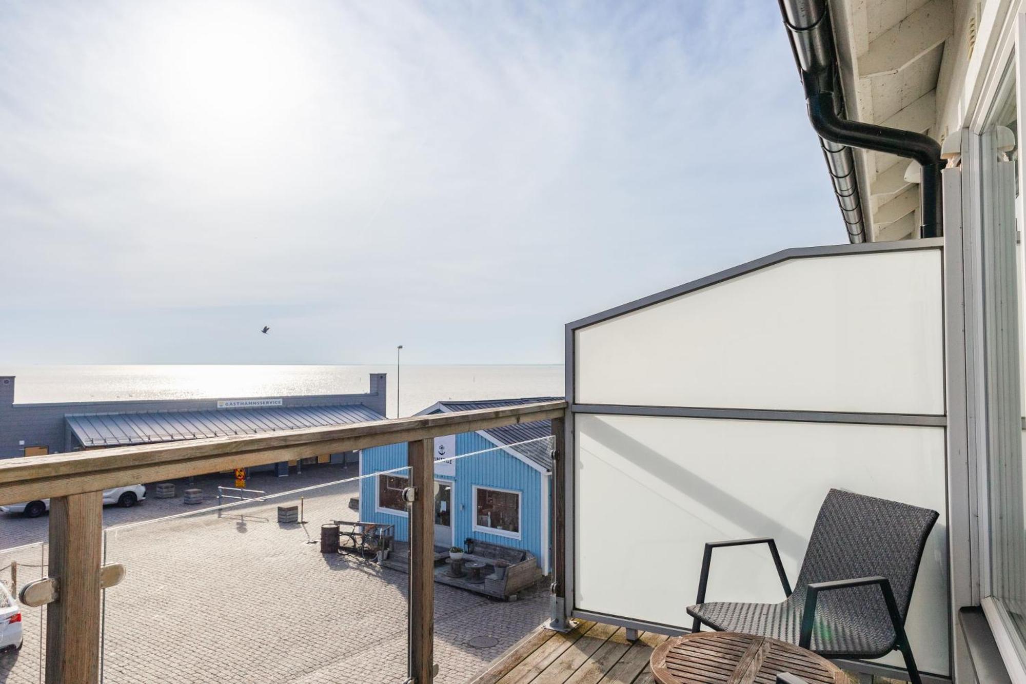 Hotell Hamnen Färjestaden Esterno foto