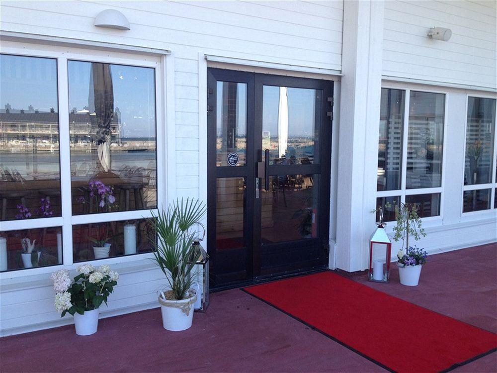 Hotell Hamnen Färjestaden Esterno foto