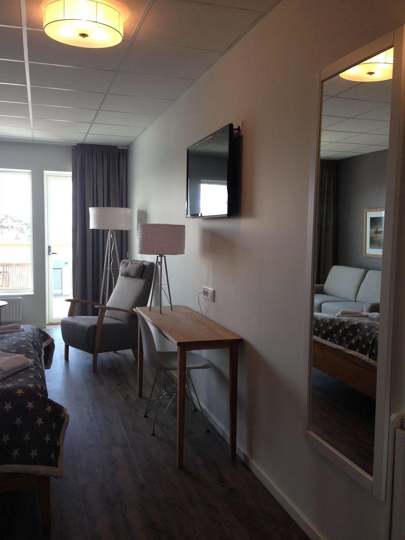 Hotell Hamnen Färjestaden Esterno foto